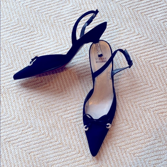 Stuart Weitzman slingback kitten heel. - Picture 1 of 7